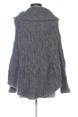 Poncsó Unbranded, Méret M, Szín Szürke, Ár 5 139 Ft