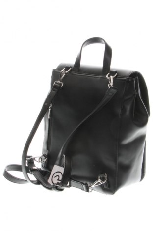 Batoh 
 David Jones, Farba Čierna, Cena  11,00 €