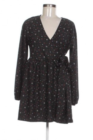 Рокля ASOS, Размер M, Цвят Многоцветен, Цена 13,80 €