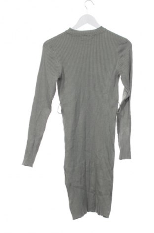 Рокля Amisu, Размер M, Цвят Зелен, Цена 10,22 €