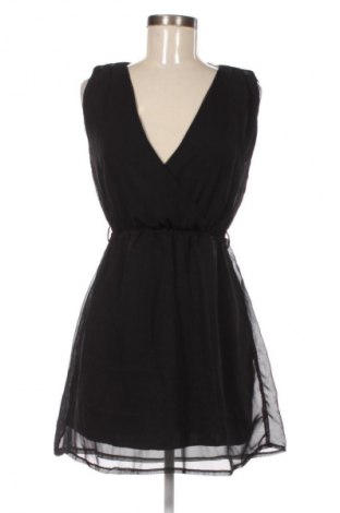 Sukienka Amisu, Rozmiar S, Kolor Czarny, Cena 32,99 zł