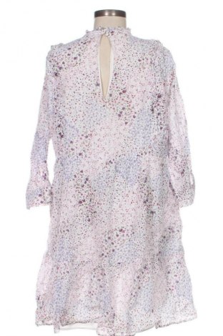 Рокля Aware by Vero Moda, Размер L, Цвят Многоцветен, Цена 8,69 €