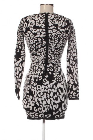 Sukienka Bardot, Rozmiar M, Kolor Kolorowy, Cena 107,99 zł