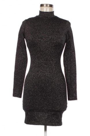 Рокля Bershka, Размер S, Цвят Многоцветен, Цена 7,15 €