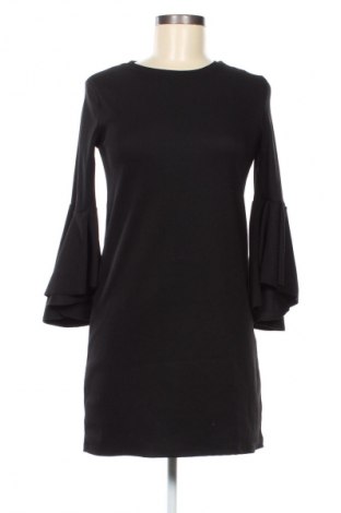 Sukienka Bershka, Rozmiar S, Kolor Czarny, Cena 38,99 zł