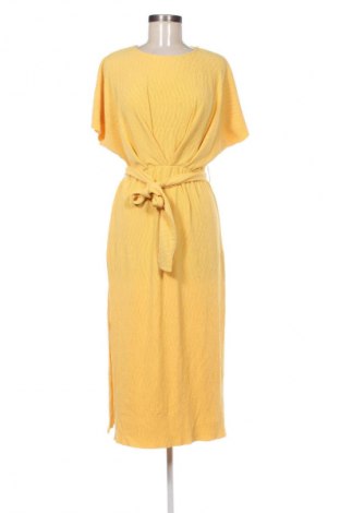 Rochie Bershka, Mărime S, Culoare Galben, Preț 104,26 Lei