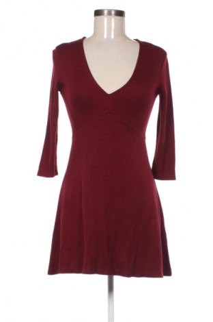 Rochie Bershka, Mărime S, Culoare Roșu, Preț 104,00 Lei