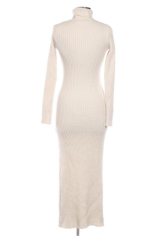 Φόρεμα Bershka, Μέγεθος M, Χρώμα Λευκό, Τιμή 20,00 €