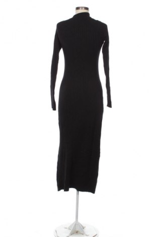 Šaty  Bershka, Veľkosť M, Farba Čierna, Cena  20,00 €