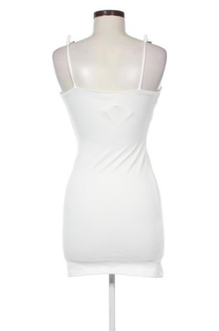 Φόρεμα Bershka, Μέγεθος S, Χρώμα Λευκό, Τιμή 20,00 €