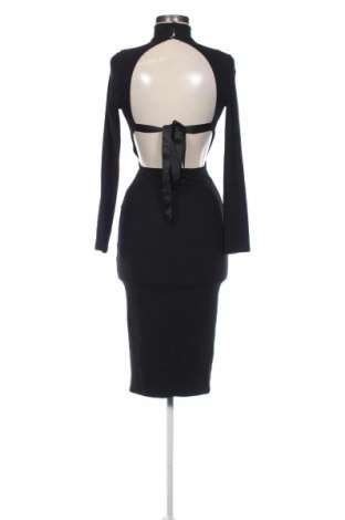 Rochie Bershka, Mărime S, Culoare Negru, Preț 103,92 Lei