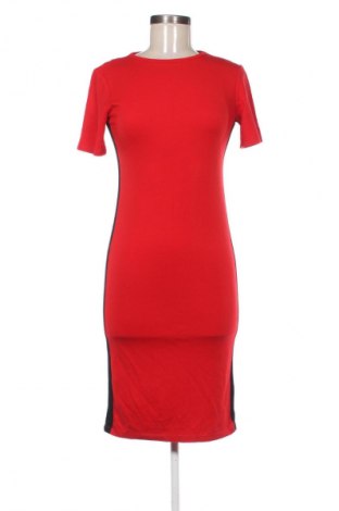 Rochie Bershka, Mărime M, Culoare Roșu, Preț 103,96 Lei