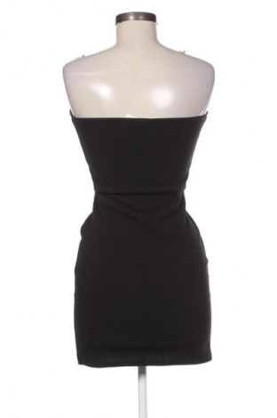 Kleid Boohoo, Größe M, Farbe Schwarz, Preis 19,97 €