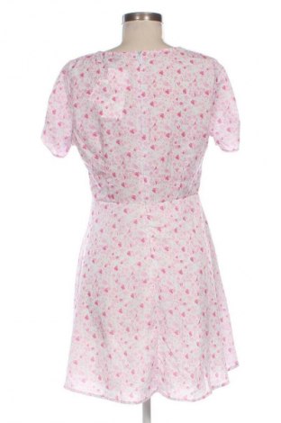 Kleid Chiquelle, Größe L, Farbe Mehrfarbig, Preis 24,99 €