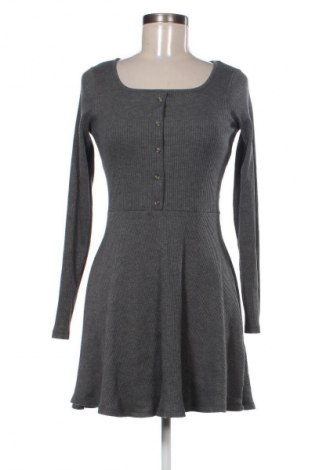 Šaty  Clockhouse, Velikost M, Barva Šedá, Cena  565,00 Kč