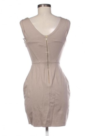 Рокля Closet London, Размер M, Цвят Бежов, Цена 42,00 €