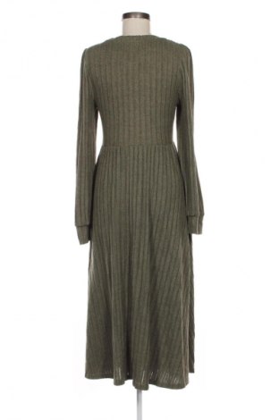 Kleid Emery rose, Größe XL, Farbe Grün, Preis € 15,99