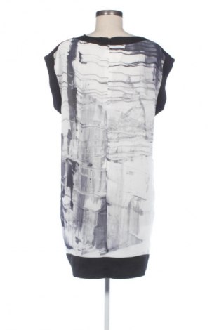 Рокля Esprit, Размер XL, Цвят Многоцветен, Цена 25,00 €