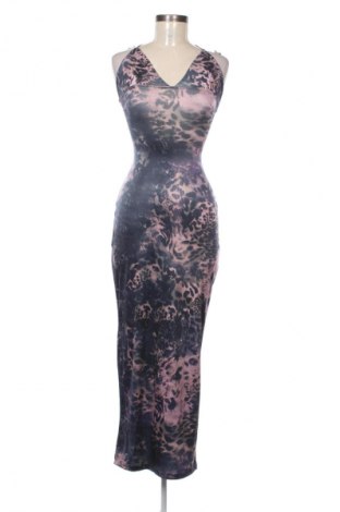Kleid Fashion nova, Größe S, Farbe Mehrfarbig, Preis 27,83 €