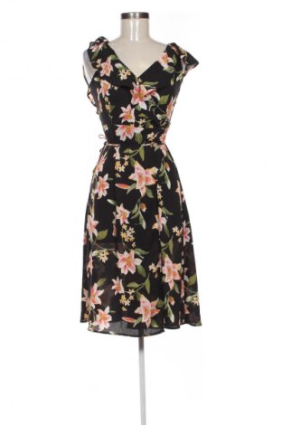 Рокля Forever 21, Размер M, Цвят Многоцветен, Цена 10,22 €