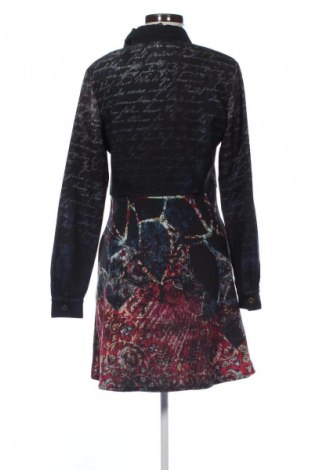 Kleid Friends, Größe M, Farbe Mehrfarbig, Preis 25,00 €