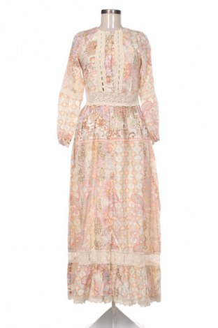 Рокля Guess, Размер S, Цвят Многоцветен, Цена 127,56 €