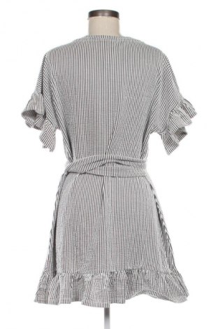 Kleid H&M, Größe M, Farbe Mehrfarbig, Preis 7,99 €