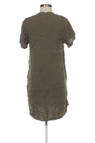 Рокля H&M, Размер XS, Цвят Зелен, Цена 7,66 €