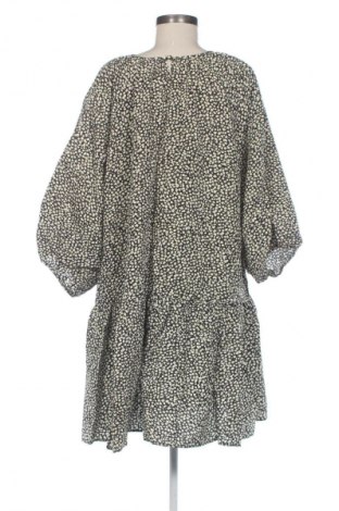 Kleid H&M, Größe XL, Farbe Mehrfarbig, Preis 20,00 €