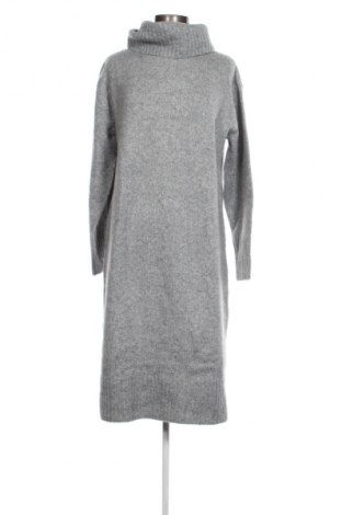 Rochie H&M, Mărime M, Culoare Gri, Preț 103,99 Lei