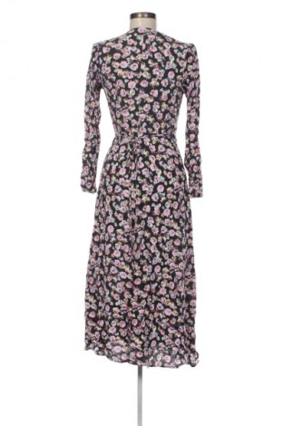 Рокля H&M, Размер XS, Цвят Многоцветен, Цена 7,66 €