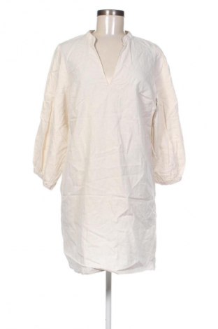 Рокля H&M, Размер M, Цвят Екрю, Цена 8,69 €