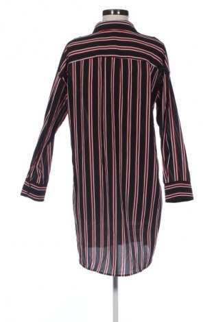 Рокля H&M Divided, Размер M, Цвят Многоцветен, Цена 7,66 €