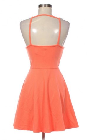 Рокля H&M Divided, Размер S, Цвят Розов, Цена 6,64 €