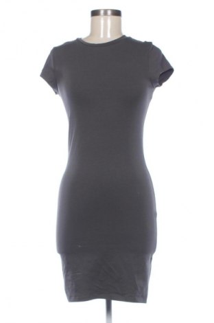 Рокля H&M Divided, Размер M, Цвят Сив, Цена 31,65 €