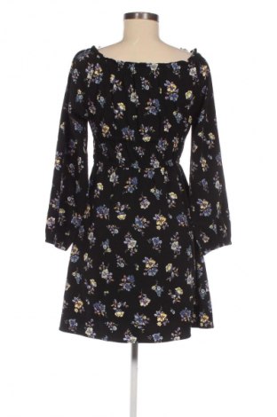 Šaty  H&M Divided, Veľkosť S, Farba Viacfarebná, Cena  5,95 €