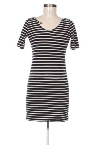 Kleid H&M Divided, Größe M, Farbe Mehrfarbig, Preis 19,95 €