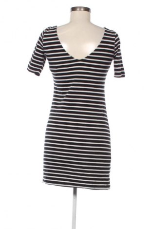 Kleid H&M Divided, Größe M, Farbe Mehrfarbig, Preis 19,95 €