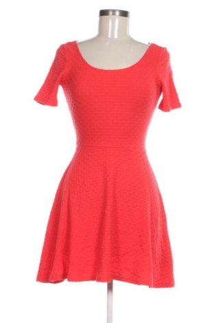 Рокля H&M Divided, Размер S, Цвят Червен, Цена 7,66 €