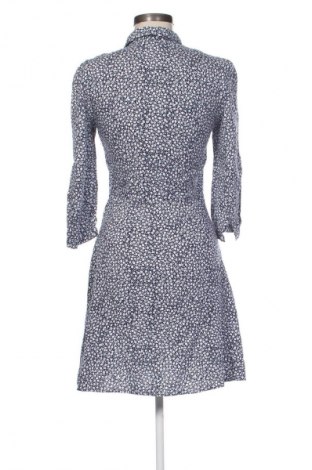 Рокля H&M Divided, Размер S, Цвят Многоцветен, Цена 32,00 €