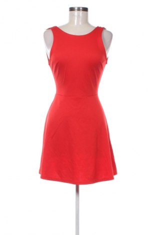 Рокля H&M Divided, Размер M, Цвят Червен, Цена 8,18 €