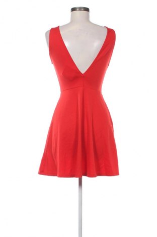 Рокля H&M Divided, Размер M, Цвят Червен, Цена 8,18 €