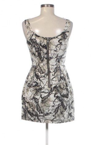 Рокля H&M Divided, Размер M, Цвят Многоцветен, Цена 19,95 €