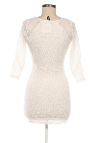 Kleid H&M Divided, Größe XS, Farbe Weiß, Preis 19,97 €