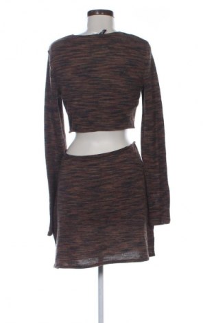 Рокля H&M Divided, Размер M, Цвят Многоцветен, Цена 7,15 €