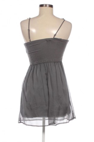 Kleid Hollister, Größe S, Farbe Grau, Preis € 16,99