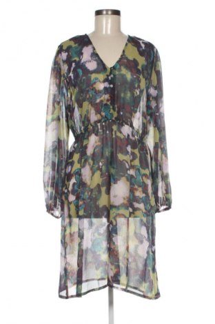 Kleid Ichi, Größe M, Farbe Mehrfarbig, Preis 24,45 €