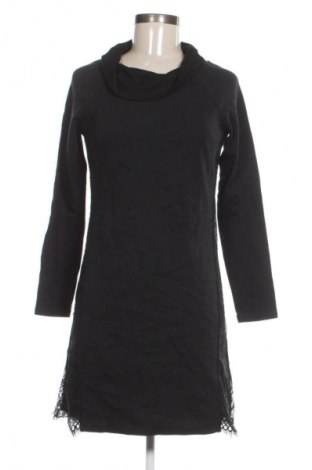 Šaty  Intimissimi, Velikost S, Barva Černá, Cena  169,00 Kč