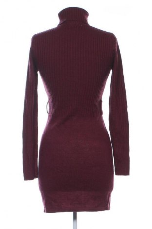 Šaty  Kiska & Kiska, Velikost S, Barva Fialová, Cena  259,00 Kč