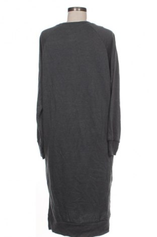 Ruha Lager 157, Méret M, Szín Szürke, Ár 3 929 Ft